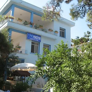 Mavi Pension Maison d'hôtes
