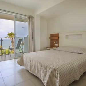 Otel Delta ***